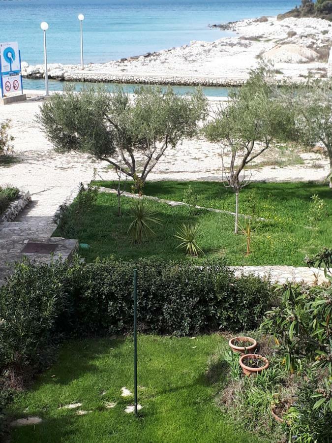 Villa Iris Sibenik Bagian luar foto